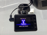 ドライブレコーダー付きです!!映像・音声などを記録する車載装置です。 もしもの事故の際の記録はもちろん、旅行の際の思い出としてドライブの映像を楽しむことができます!!