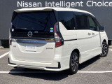 セレナ 1.2 e-POWER ハイウェイスターV 