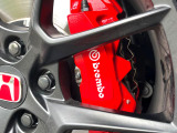 【ブレンボ製キャリパー】ハイパワー車両には強力なブレーキが必須!世界のスーパーカーにも採用されるイタリアの高級メーカー「ブレンボ」を装着!色鮮やかなキャリパーがスポーティな印象を引き立てます♪