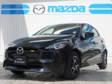 世界統一名称の『MAZDA2』となったコンパクト。「Be a Driver」のスローガンのもと、最適なドライビングポジションを提供できる室内空間と思い通りの走行性能を持った、クラスを超えたお車です!