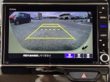 バックカメラも装備しております。車庫入れの苦手なお客様、もうご心配いりません。バックカメラがあれば、ぶつける心配無し?!重宝します!!