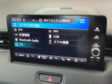 【Hondaコネクテッド】搭載。カーライフをより安心・快適にします。Bluetooth機能もついているのでお持ちのスマートフォンと連携させて、さらに便利に利用が可能です。