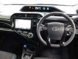 運転席廻りです。