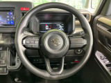 【ステアリングスイッチ】運転中、前方から目線をそらすことなく、オーディオ等の操作が可能な便利機能!安心&快適なドライブを演出してくれます♪