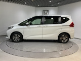 車両状態証明書付き車両です。車両状態を検査員が評価をし、結果を点数で表示しております。1台1台プロの目で事細かにチェックしている車両ですので、安心してお買い求めしていだけます。