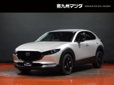中古車専門再生工場にて熟練専任スタッフが丁寧に清掃、仕上げを実施しております。また、お客様に安心してご検討いただける様、公取協が定める基準に基づき車両検査を実施し、車両状態評価証を発行しております。