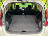 普段のお買い物や通勤、送迎等に十分な荷室スペースを確保しております。セカンドシートを倒すと、大きな荷物の積載も可能です♪