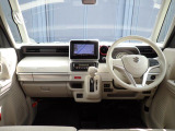 インパネ画像になります。車内は専門業者にて室内クリーニング施工済みなので、大変清潔です。