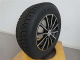 R5年式冬タイヤ225/65R17ブリヂストン製です。