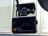 ドライブレコーダー付きです!!映像・音声などを記録する車載装置です。 もしもの事故の際の記録はもちろん、旅行の際の思い出としてドライブの映像を楽しむことができます!!