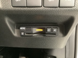 いまや快適なカーライフに欠かせないETCが付いています。