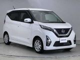 【車両状態証明書】査定協会公認のプロの検査員が公平かつ確かな基準で検査を実施。車両評価をもとに、安心しておクルマをお選びいただけます。