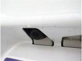 バックモニター付きで駐車も楽々!