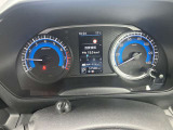 視認性の高いメーターで運転情報を的確に把握できます!