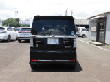 中古車にもボディーコーティング施工できます。一度ボディを磨いてから施工しますので、光沢のある綺麗な状態でお乗りいただけます。お気軽にご相談下さい。