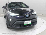Toyota Safety Senseは、プリクラッシュセーフティに歩行者(夜間)、自転車運転者、交差点右折時に直進してくる対向車、右左折時に対向方向から横断してくる歩行者を検知対象に加えています。