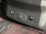 【アクセサリーコンセント】キャンプやスポーツ、アウトドアでのアクティビティはもちろん、災害・停電の際に助けにもなるAC100Vコンセントを装備♪ケータイやタブレット、ゲーム機器の充電にも♪
