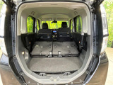 普段のお買い物や通勤、送迎等に十分な荷室スペースを確保しております。セカンドシートを倒すと、大きな荷物の積載も可能です♪