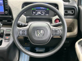 【ステアリングスイッチ】運転中、前方から目線をそらすことなく、オーディオ等の操作が可能な便利機能!安心&快適なドライブを演出してくれます♪