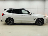 中古車だけではなく、新車も多岐にわたり、正規輸入車販売を行っております。各店舗選りすぐりの仕入ネットワークの中からあなたにピッタリのお車を探します!