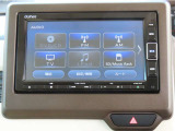 【 ホンダ純正ギャザズ・VXM-224VFi 】Bluetooth接続に対応しています。その他、TVやAM/FMラジオの視聴・CDやDVD再生・USB接続などが可能です。