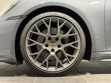20/21インチ RS Spyder ホイール搭載です。