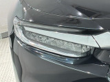 LEDヘッドライトは、点灯の瞬間から最大光量を発揮し、突然暗くなるトンネルなどでの安定感を高めます。