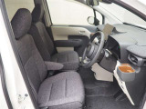 一度座って確かめていただきたい運転席!
