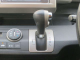 シフトの画像です!中古車は一点限りの商品ですので、気になったその時が買い時です!