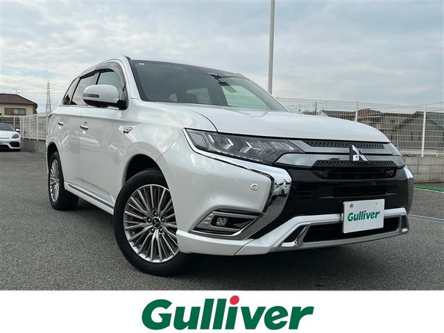 アウトランダーPHEV2.0 G 4WD4WD サンルーフ