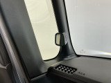 停車時や発進時、対向車とのすれ違いや路肩に寄せる時など、車両左側前方を確認するときに役立ちます♪
