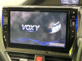 【大画面ナビ】人気の大型10インチナビを装備。存在感のある大画面はインパクト大!ナビ利用時のマップ表示は見やすく、テレビやDVDは臨場感がアップ!いつものドライブがグッと楽しくなります♪