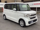 このお車は禁煙車だと思われます。車内の臭いで判断しております。おタバコ以外の芳香剤等の臭いがあるお車もございます。おタバコ以外の臭いも気になる方は現車確認をお願い致します。