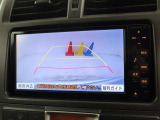 【バックモニター】付です。バックギヤに入れるだけで、ナビの画面に後方視界を映し出して非常に便利ですよ(^^♪後ろが見えることで安全確認も出来ますね☆