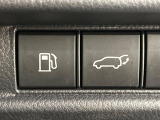 【パワーバックドア】スマートキーや運転席のボタンを押すだけでリアゲートが自動で開閉します!荷物を持っている時や、高い位置にあるバックドアを閉める際に便利な機能です♪