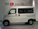 納車前にはプロのメカニックが点検、整備を行いますので安心してお乗り頂けます!!