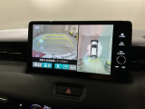 全方位モニターがついています! 車の周囲を360&deg;安全確認できるので、普段の駐車はもちろんの事、縦列駐車や幅寄せの際にも活躍してくれますよ。