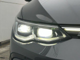 デイライト機能付きLEDマトリックスヘッドライト「IQ.LIGHT」最適な配光を可能にした最新のヘッドライトシステムです。