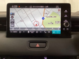多機能と操作のしやすさを両立した、Honda CONNECT対応のナビディスプレーです。ETC2.0車載器もナビゲーション連動し、スマートフォン用Bluetoothユニット付きです。