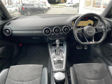 TTクーペ 2.0 TFSI Sラインパッケージ 修復歴無し