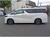 お車の在庫状況や車両状態等のお問い合わせは直通ダイヤル045-751-1313までお願い致します♪店舗情報  横浜市磯子区東町14★JR根岸駅から徒歩3分♪雨の日も安心して現車確認出来るスペース有り★