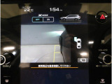 ■ドライバーから死角になりがちな左前方(助手席側)の映像を車内のマルチファンクションディスプレイに表示致します。前方や左側の壁ギリギリに駐車する際や、狭い道でのすれ違いなどで役に立ちます。