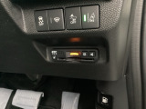 ビルトインタイプの【ETC】で見た目もスッキリ。高速道路の利用にとても便利です。