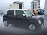スタッフが損害保険資格を持っておりますので、自動車保険の試算や各保険会社の保険料比較等についてもお気軽にご相談ください (当店は『損保ジャパン日本興和』 『東京海上日動』 の代理店です)。