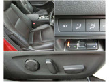 長時間の運転も疲れにくいシート設計となっております。メモリー機能付きの10WAYパワーシートで細かいシートポジションの設定が可能です