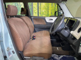 運転席シート廻りは使用感も少なく、良好な状態となっています。丁寧に使われていたことがよくわかりますね。