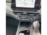 前席シートヒーターとハンドルヒータモ付いてます