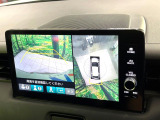 【マルチビューカメラシステム】専用のカメラにより、上から見下ろしたような視点で360度クルマの周囲を確認することができます☆死角部分も確認しやすく、狭い場所での切り返しや駐車もスムーズに行えます。