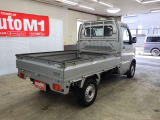 車内もキレイで嫌なニオイもありません。