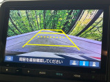 【バックカメラ】駐車時に後方がリアルタイム映像で確認できます。大型商業施設や立体駐車場での駐車時や、夜間のバック時に大活躍!運転スキルに関わらず、今や必須となった装備のひとつです!